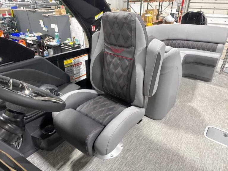 2026 Bennington 30QXFBWAX2 - Twin - Joystick - Arch US-ETWS9311J526 [photo 17]